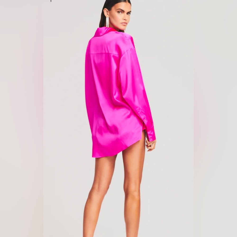 Retrofête Bec Silk Top in Neon Pink size Large